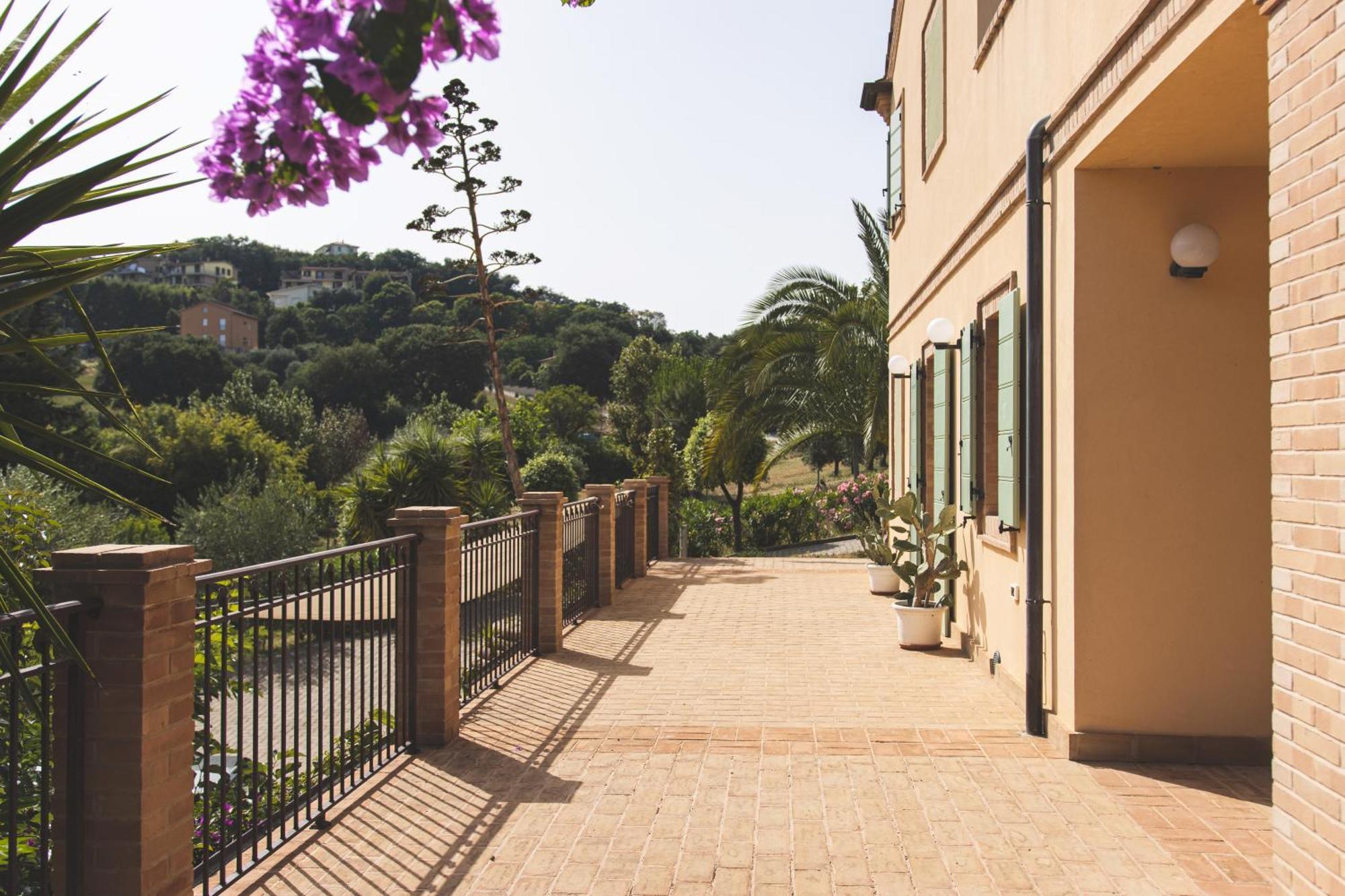 Villa Mariposa Civitanova Marche Exteriör bild
